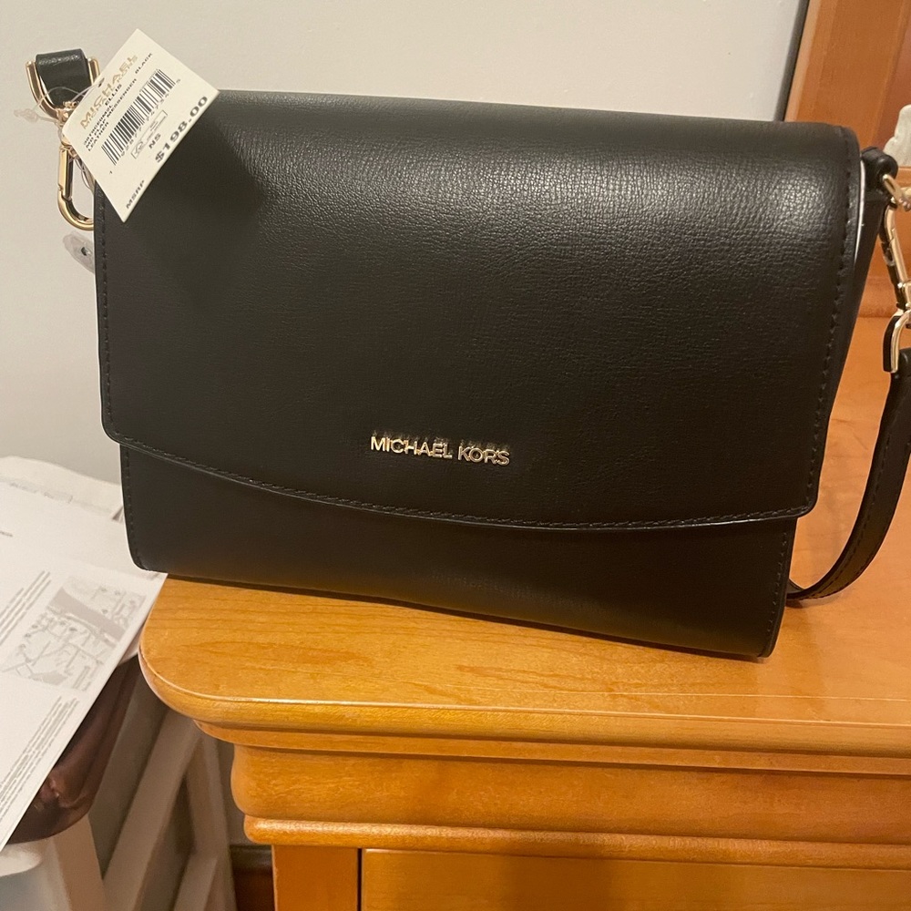 Michael Kors Ellis shoulder flap messenger bag
